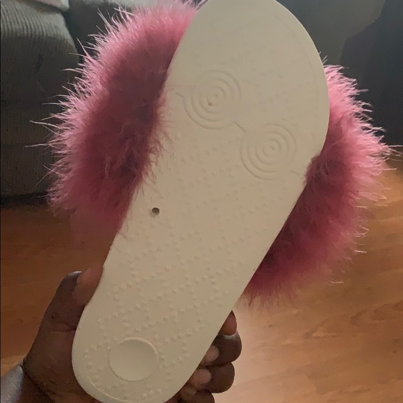 Fur slides - Picture 2 of 2